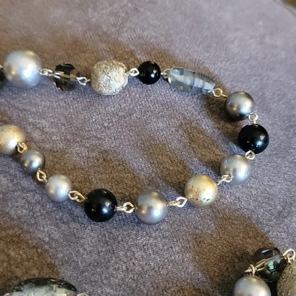 HANDMADE Silver Foil Glass Beaded Chain Necklace - Picture 6 of 6